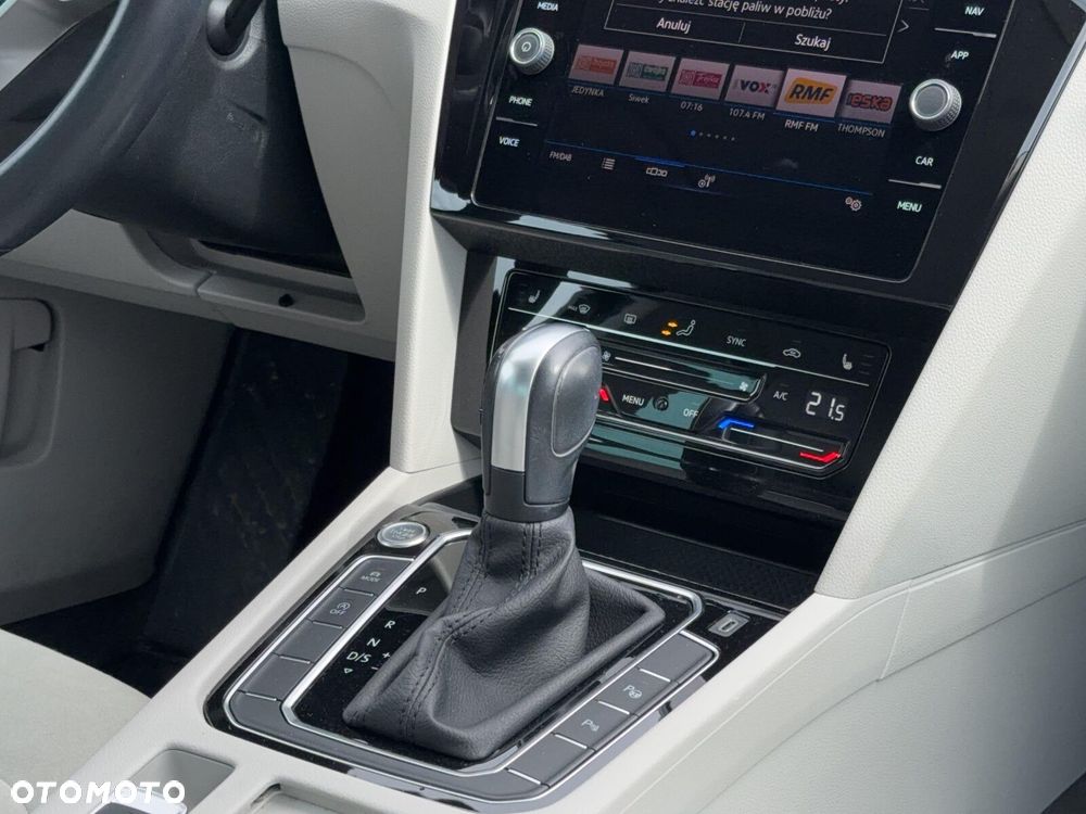 Volkswagen Passat 2.0 TSI Elegance DSG - 14