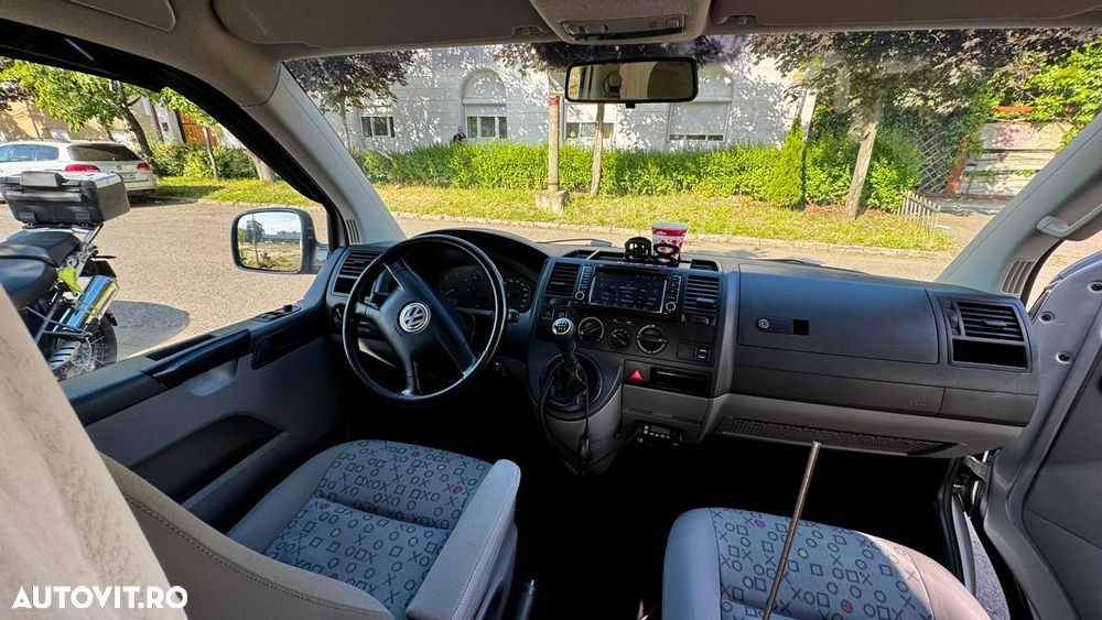 Volkswagen Transporter - 9