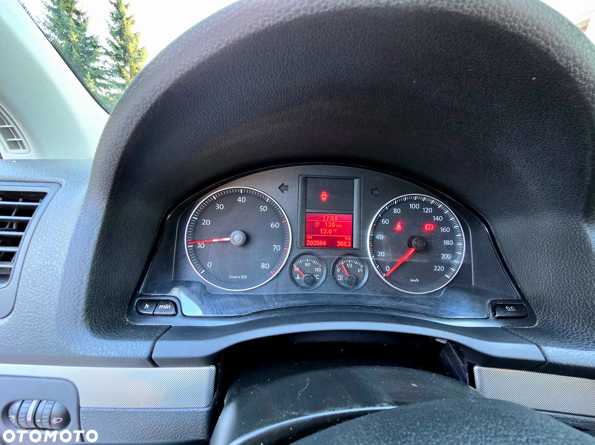 Volkswagen Golf - 14