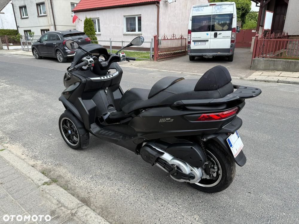 Piaggio MP-3 - 6