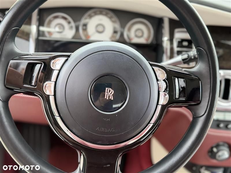 Rolls-Royce Wraith - 11