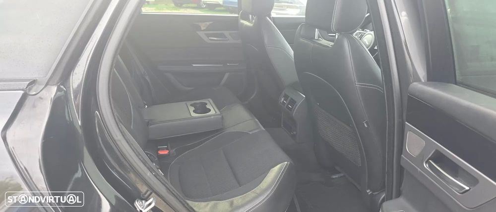 Jaguar XF Sportbrake 2.0 D R-Sport Aut. - 18