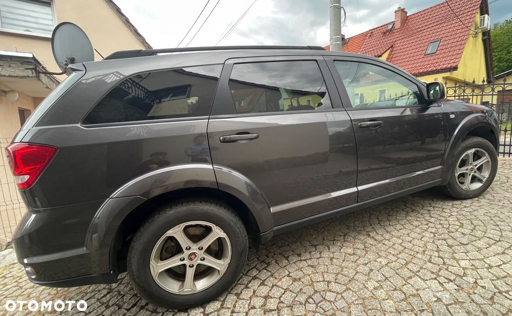 Fiat Freemont 2.0 Multijet Black Code AWD - 3