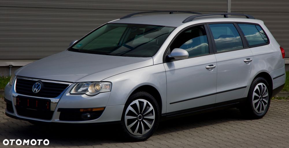 Volkswagen Passat 1.6 FSI Trendline - 9