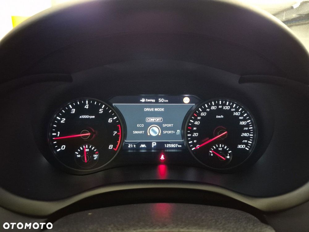 Kia Stinger - 29