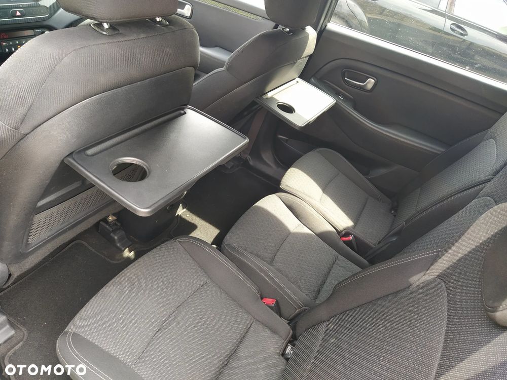 Kia Carens 1.7 CRDi 141 Edition 7 - 6