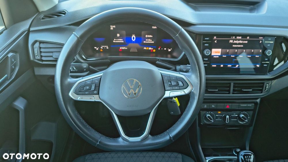 Volkswagen T-Cross - 13