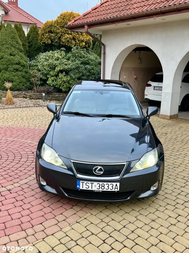 Lexus IS 220 D Prestige - 8