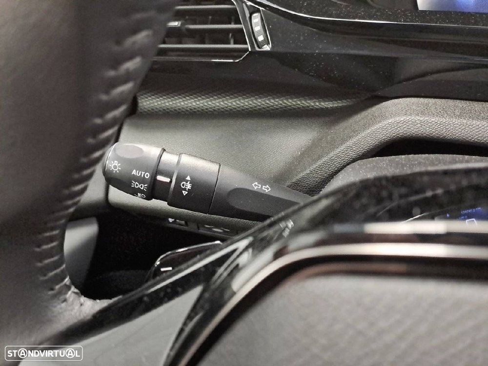 Peugeot 308 SW 1.2 Hybrid Style e-DCS6 - 14