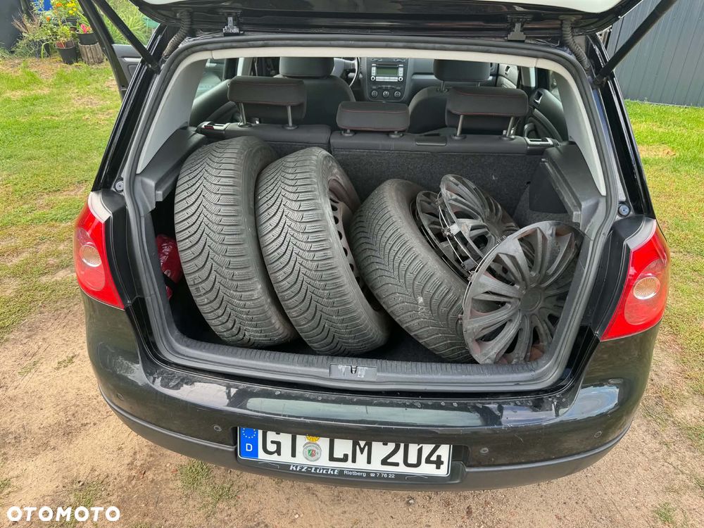 Volkswagen Golf - 6
