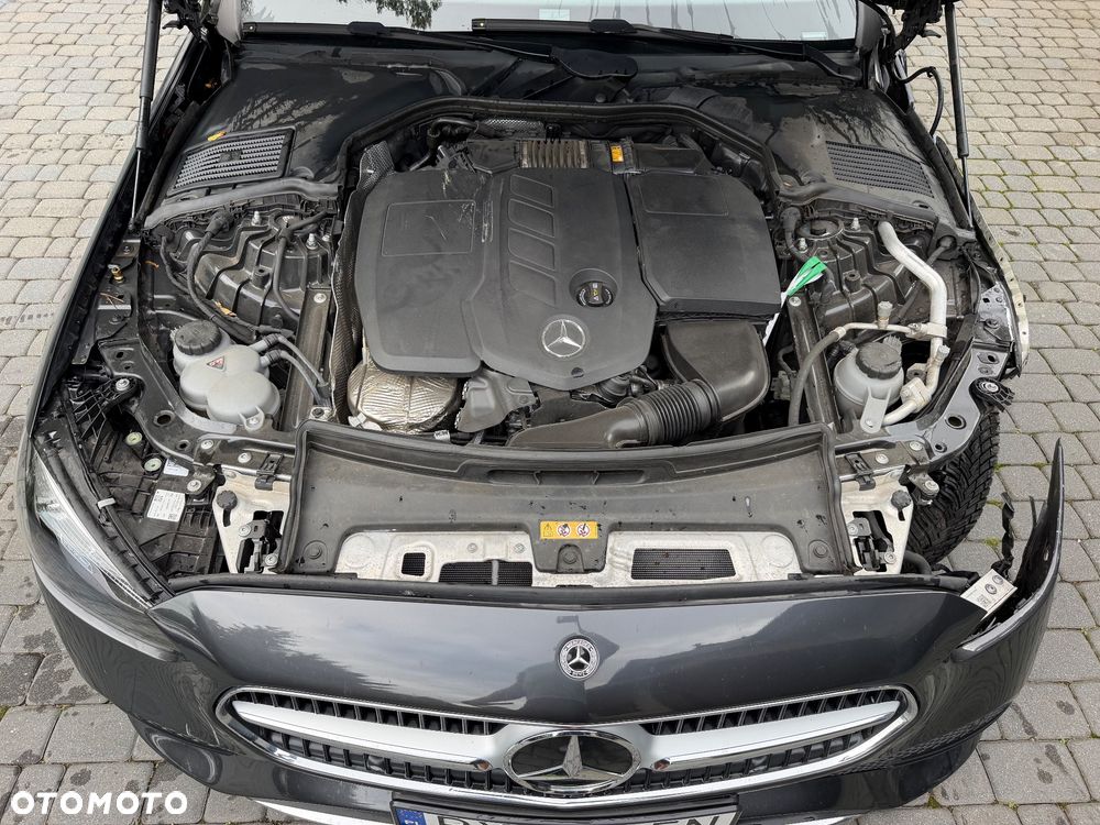 Mercedes-Benz C-Class 2024 photo 5