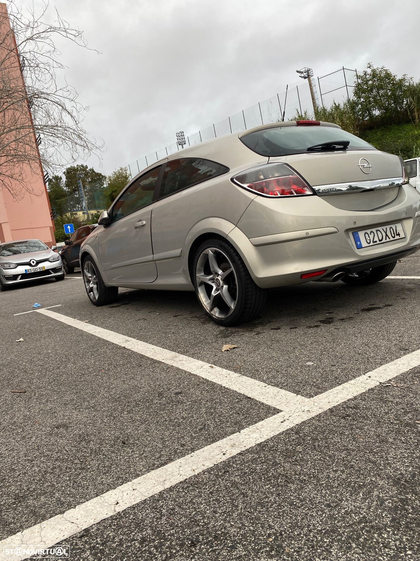 Opel Astra GTC 1.9 CDTi - 5