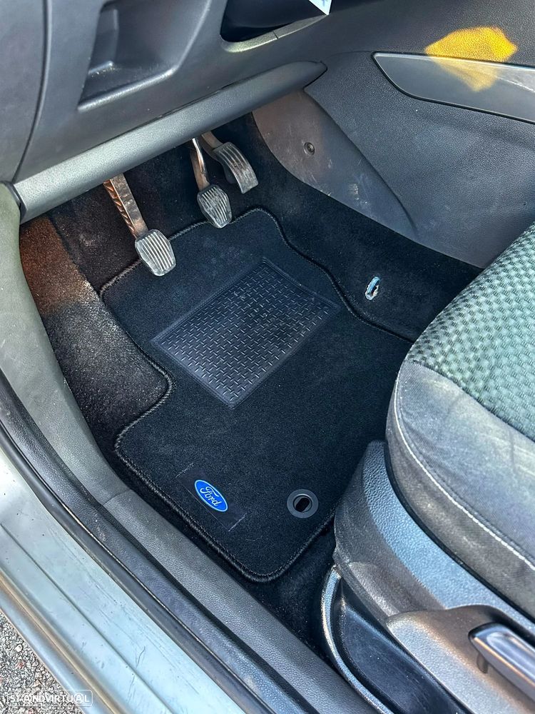 Ford C-Max 1.6 TDCi Titanium - 11