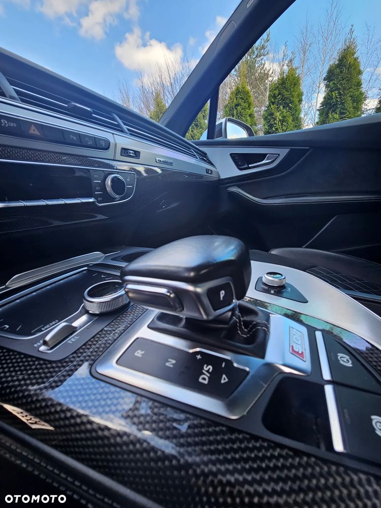 Audi SQ7 - 10