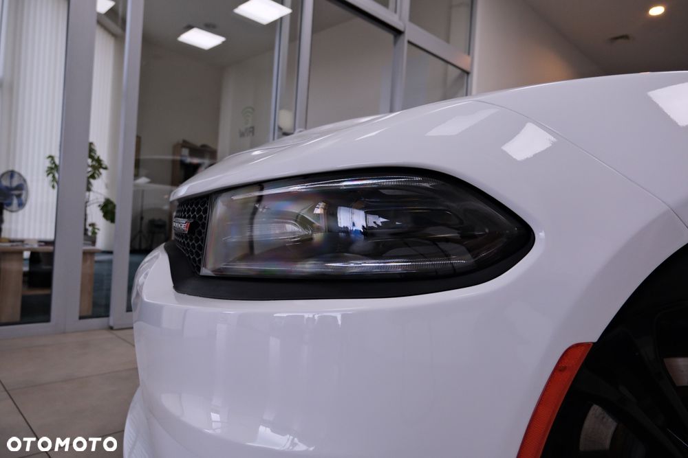 Dodge Charger 5.7 R/T - 20