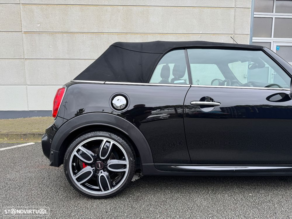 MINI Cabrio John Cooper Works Auto Desportiva - 17