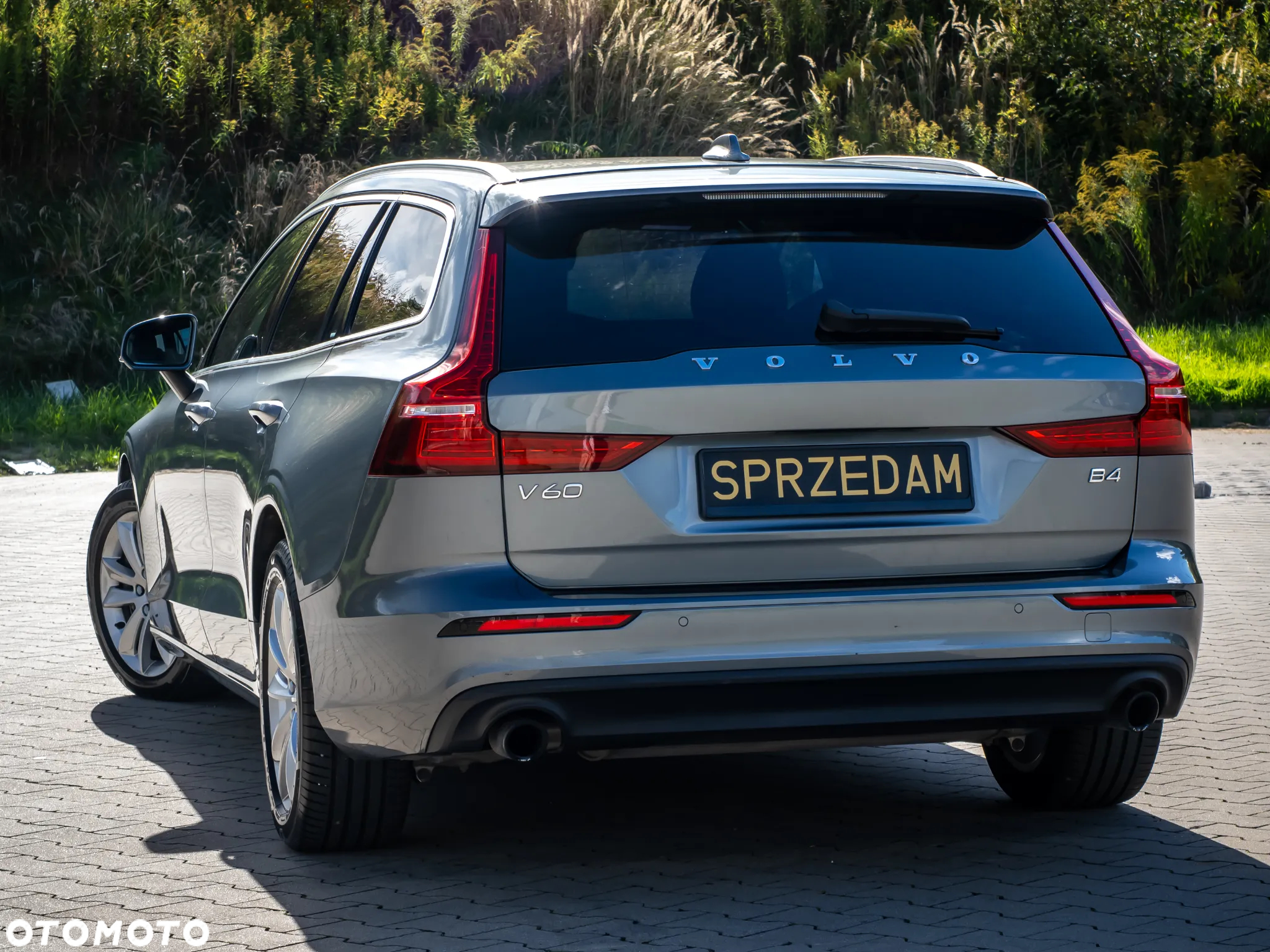 Volvo V60 B4 D Ultimate Bright - 14