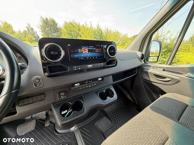 Mercedes-Benz Sprinter 319 CDI - 9