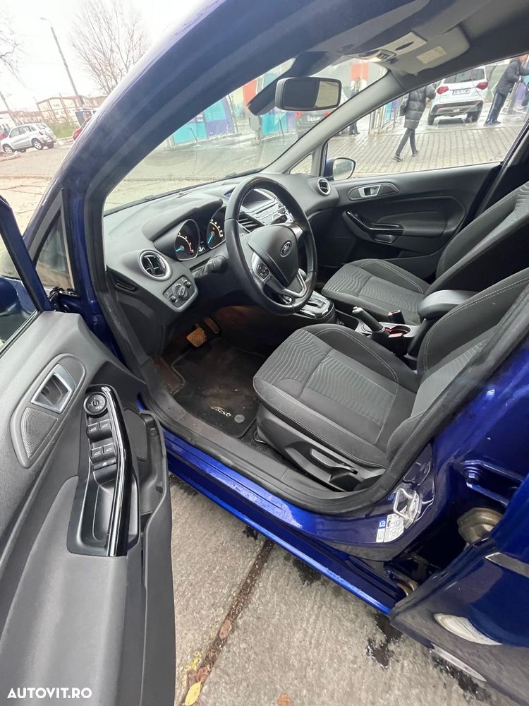 Ford Fiesta 1.0 Powershift Titanium - 5