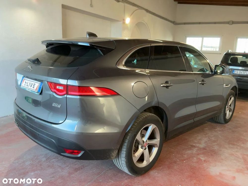 Jaguar F-Pace 2.0 i4D AWD Prestige - 3