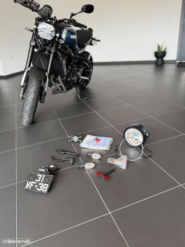 Yamaha XSR 900 - 8