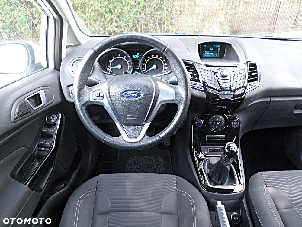 Ford Fiesta 1.25 Titanium EU5 - 8