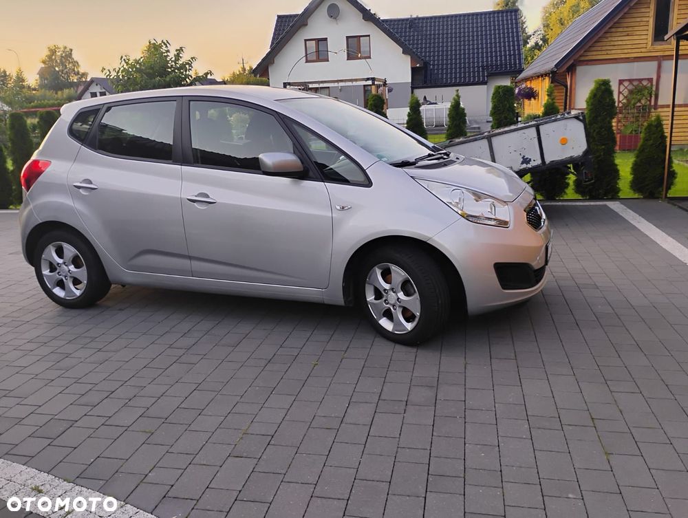 Kia Venga 1.4 L - 5