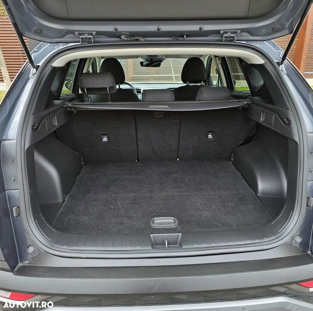 Hyundai Tucson blue 1.6 CRDi 2WD DCT Premium - 12