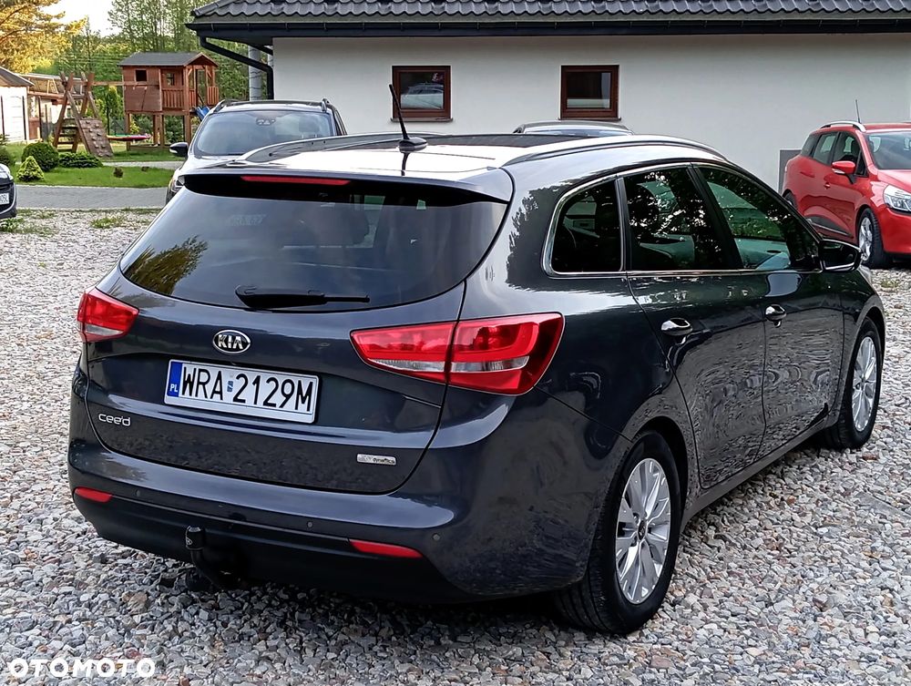 Kia Ceed 1.6 GDI Edition 7 - 8