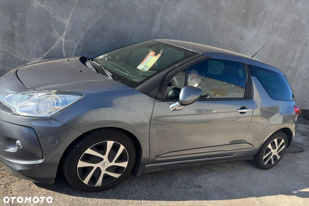 Citroën DS3 1.6 HDi SoChic - 23