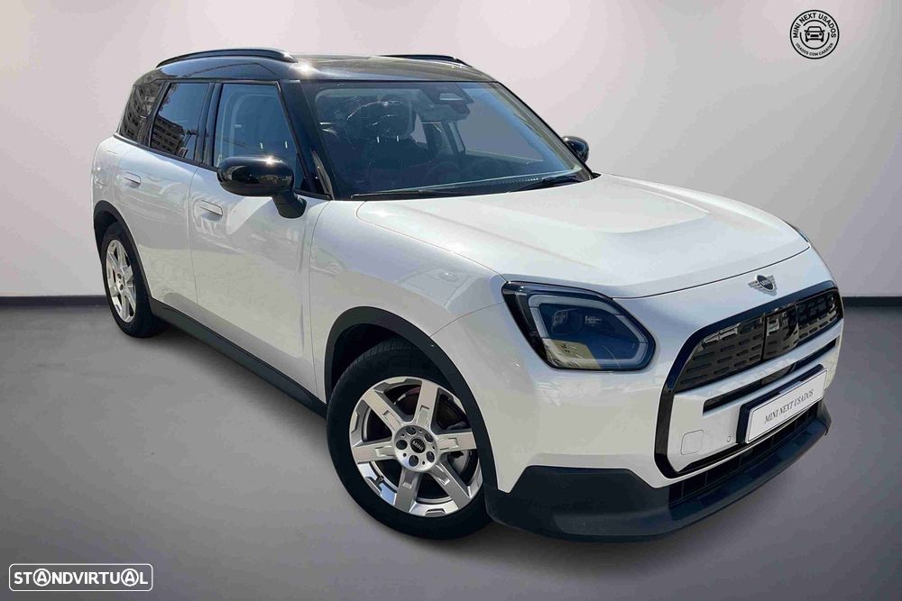 MINI Countryman E Essential - 1