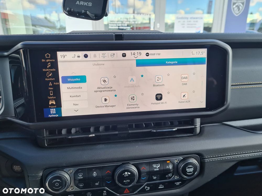 Jeep Wrangler Unlimited GME 2.0 Turbo Sahara - 15