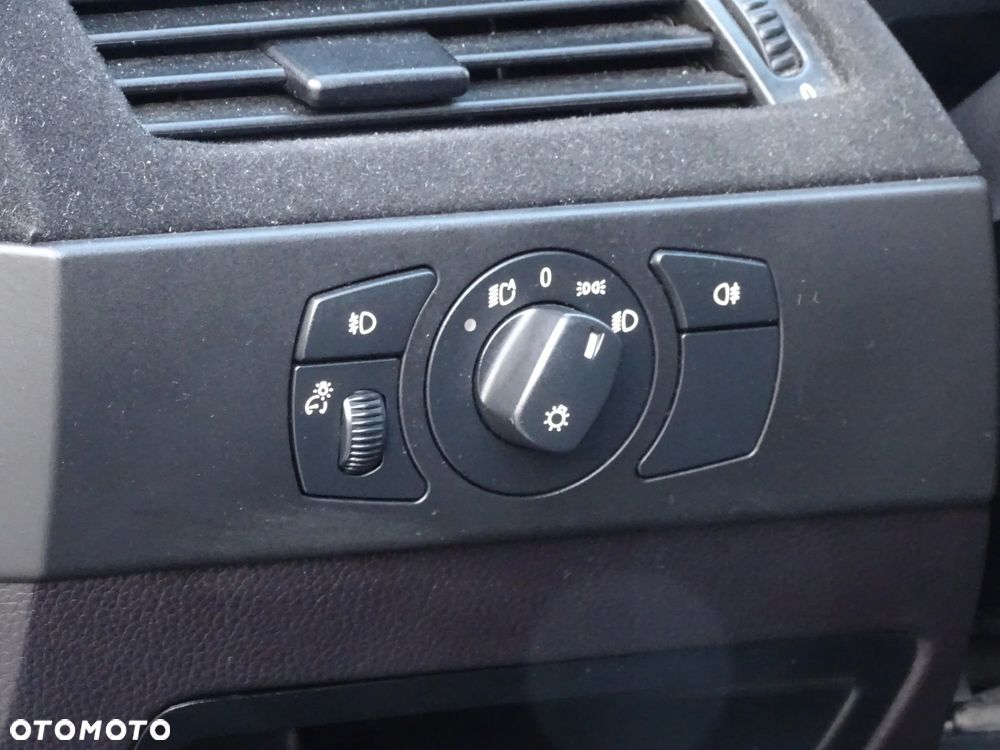 BMW Seria 5 535d - 23