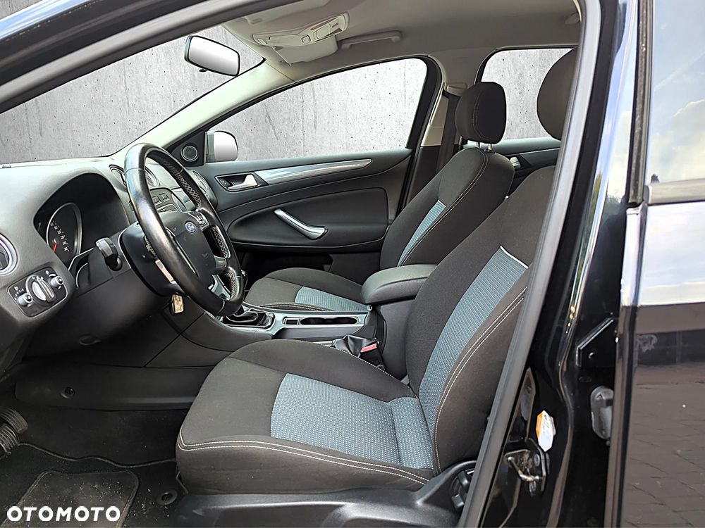 Ford Mondeo 2.0 TDCi Gold X Plus - 9