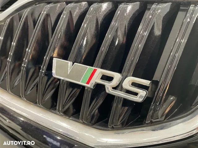 Skoda Octavia Combi Diesel 2.0 TDI DSG RS - 33