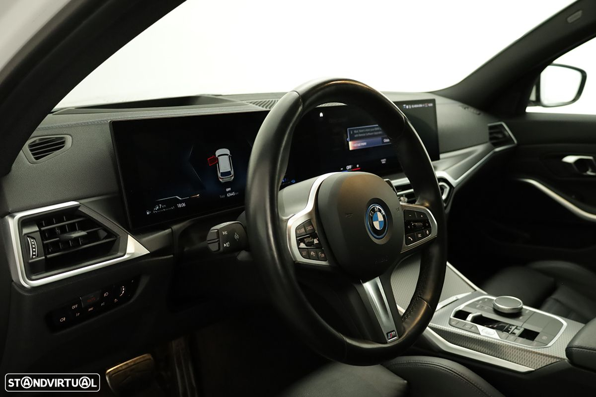 BMW 330 e Touring Pack M Auto - 8