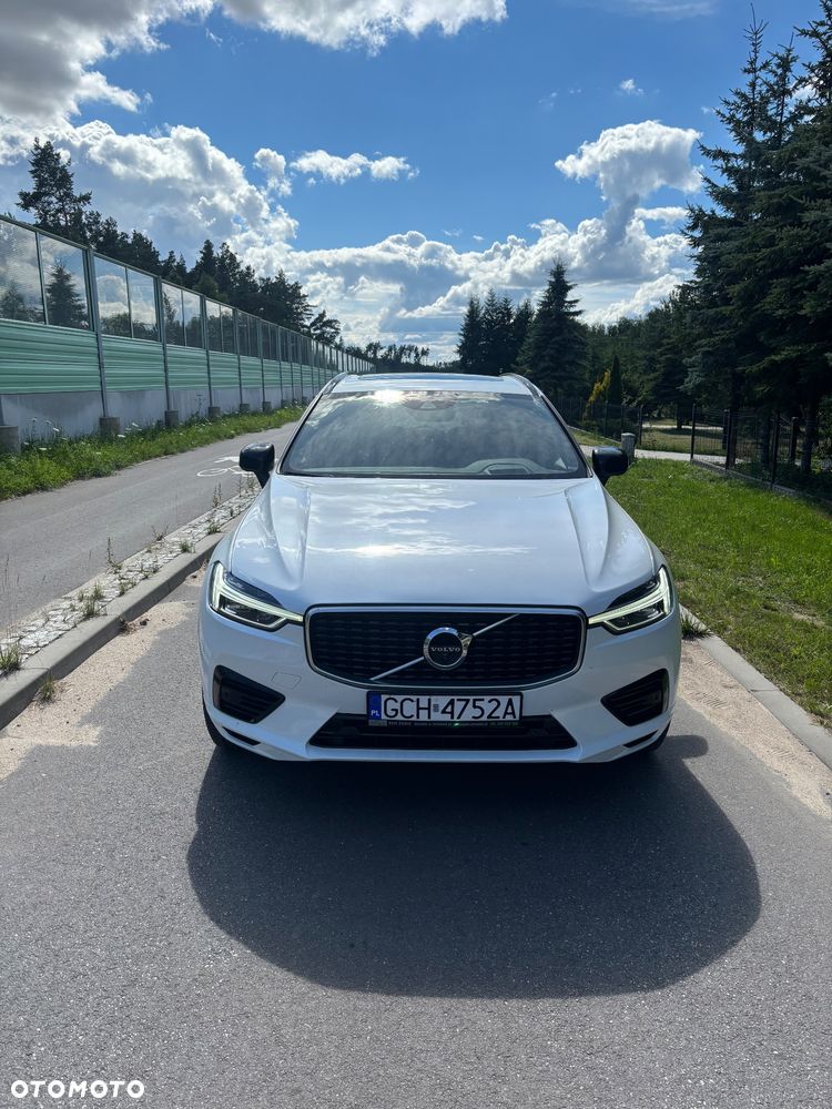 Volvo XC 60 T8 AWD Plug-In Hybrid R-Design - 2