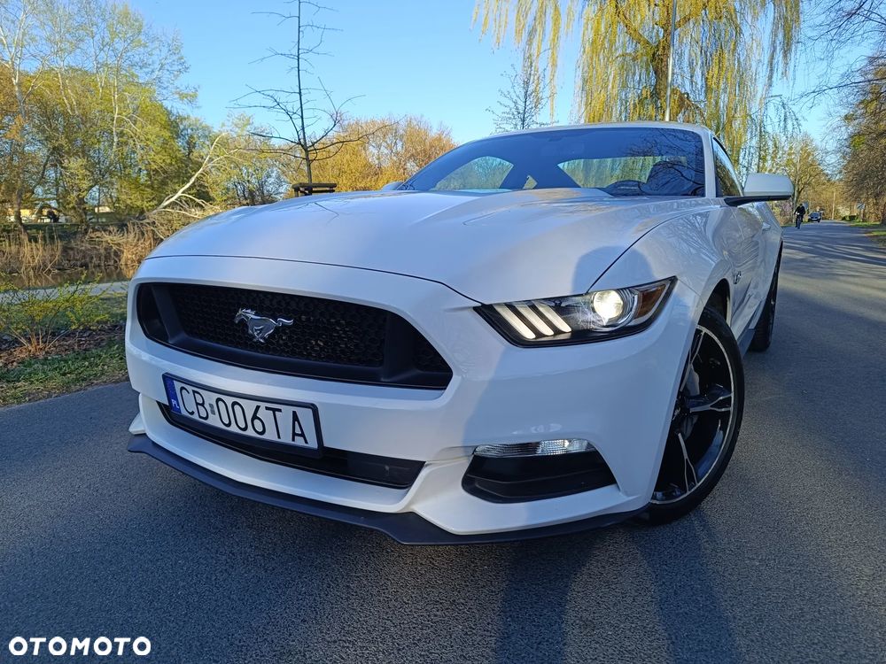 Ford Mustang - 1