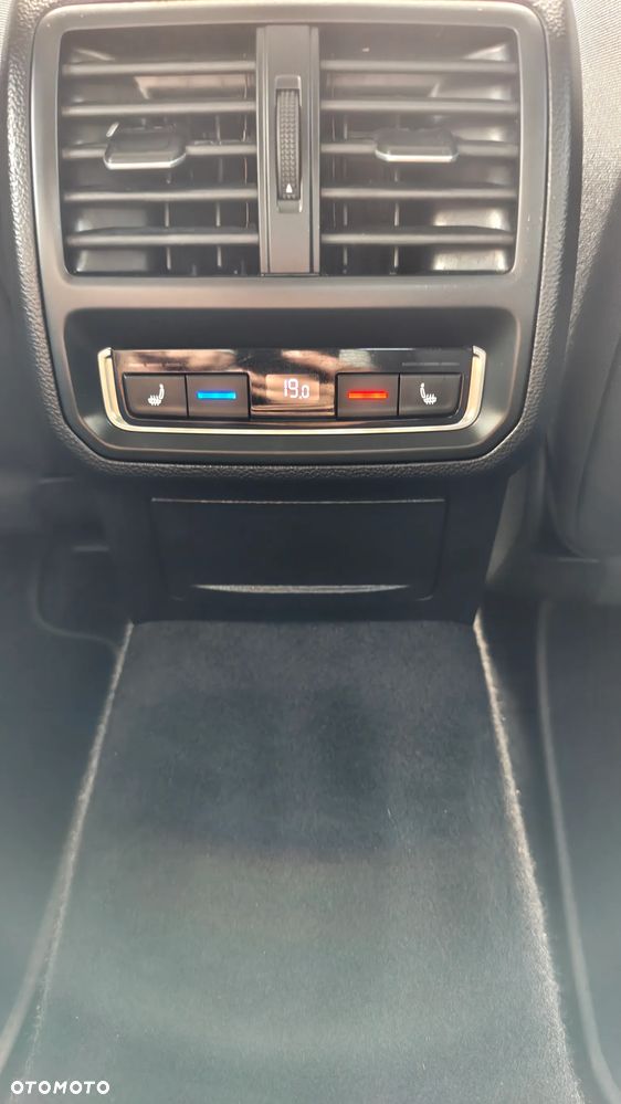 Volkswagen Arteon 2.0 TDI SCR DSG Elegance - 34