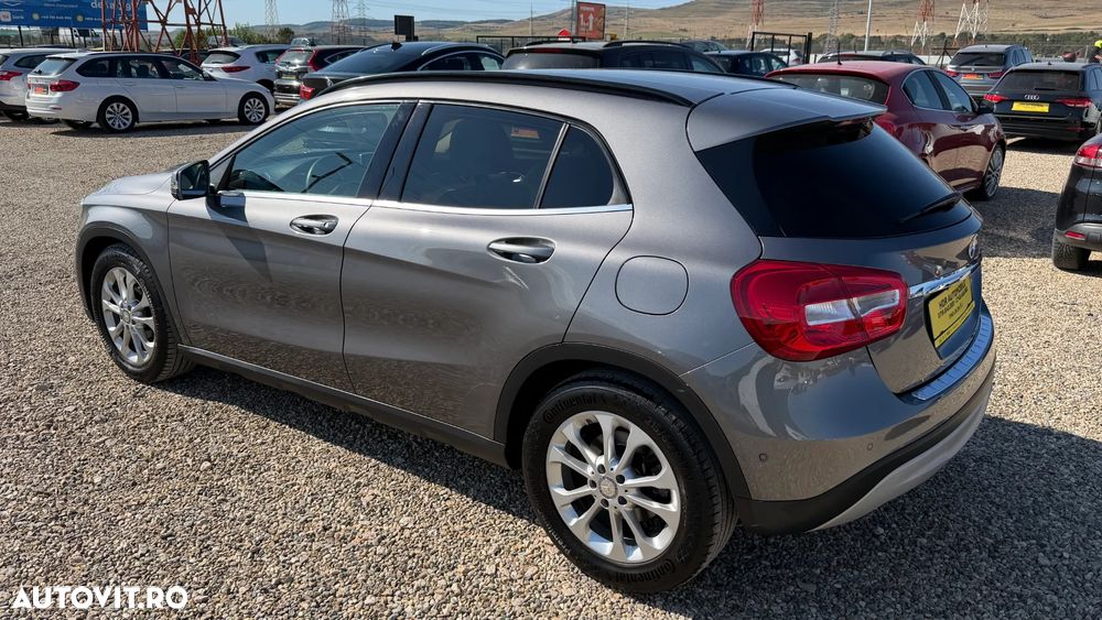 Mercedes-Benz GLA 200 d Aut. - 5