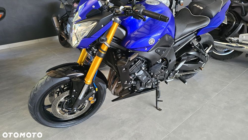 Yamaha FZ8 - 5