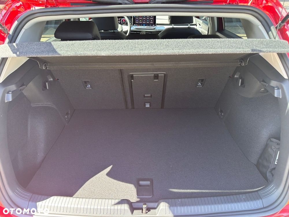 Volkswagen Golf - 28
