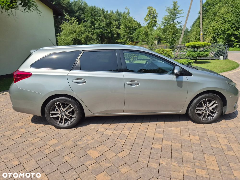 Toyota Auris 1.6 Valvematic Comfort - 13