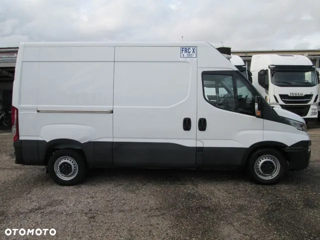 Iveco DAILY 35S12 - 2