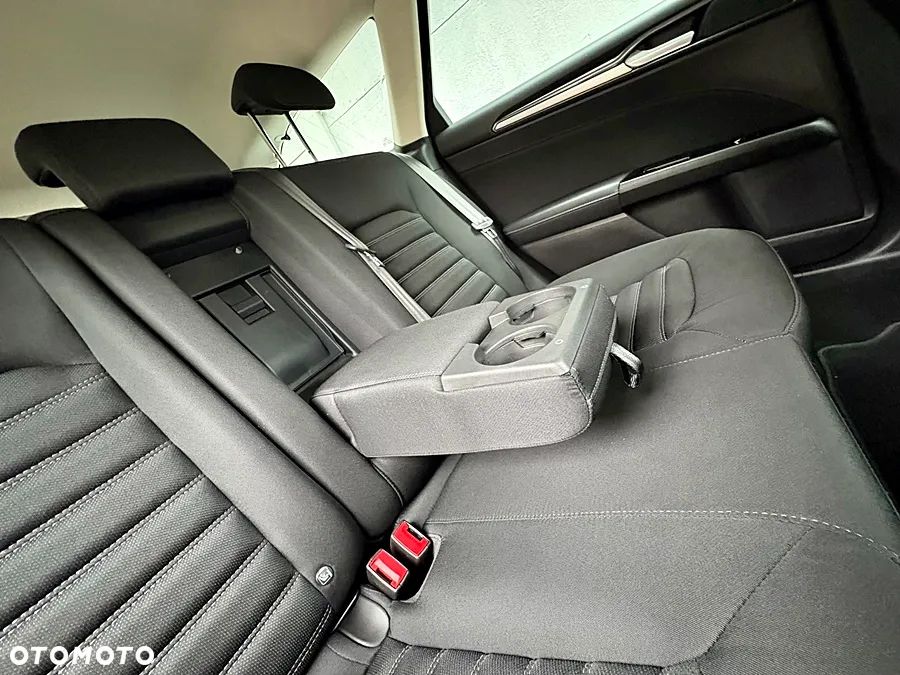 Ford Mondeo 2.0 EcoBlue Executive - 24