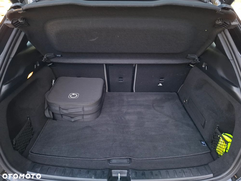 Mercedes-Benz EQA 250+ 70.5kWh Electric Art - 16
