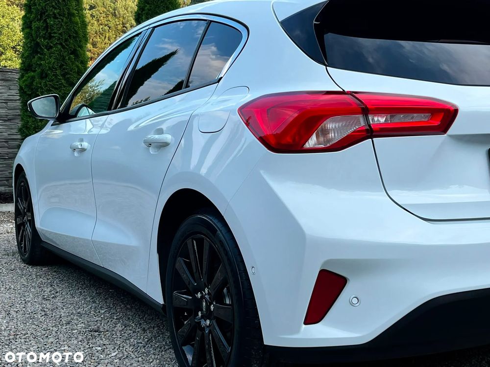 Ford Focus 1.5 EcoBlue Start-Stopp-System COOL&CONNECT - 19