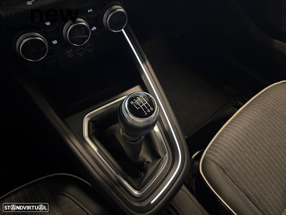 Renault Clio 1.0 TCe Evolution Bi-Fuel - 17