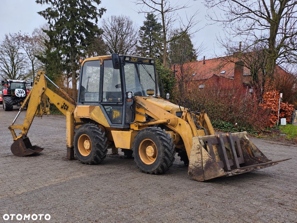JCB 2 CX - 1