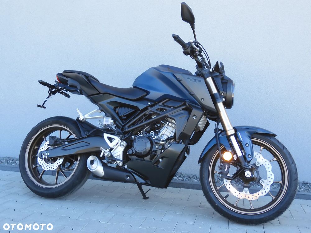 Honda CB - 11